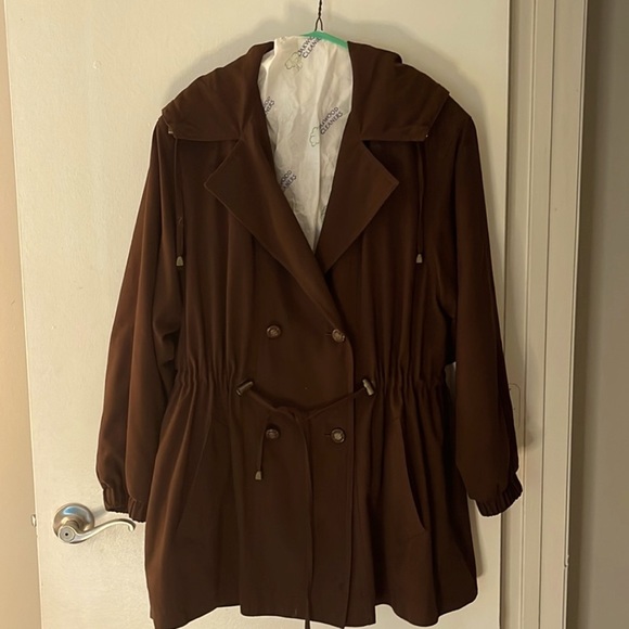 NEIMAN MARCUS WOMENS SIZE MEDIUM BROWN COAT WITH HOOD & REMOVABLE LINING - Picture 3 of 11